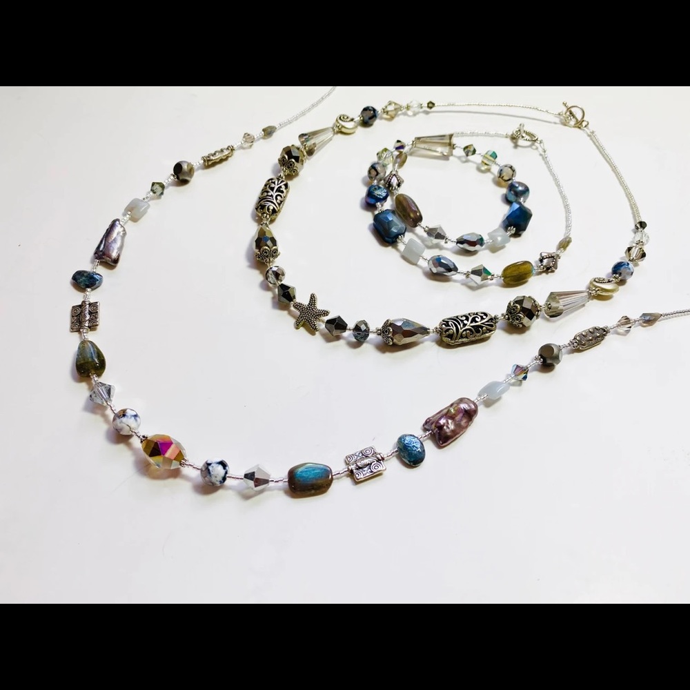 Gorgeous Gray Collection 🖤🤍 Jewelry Set